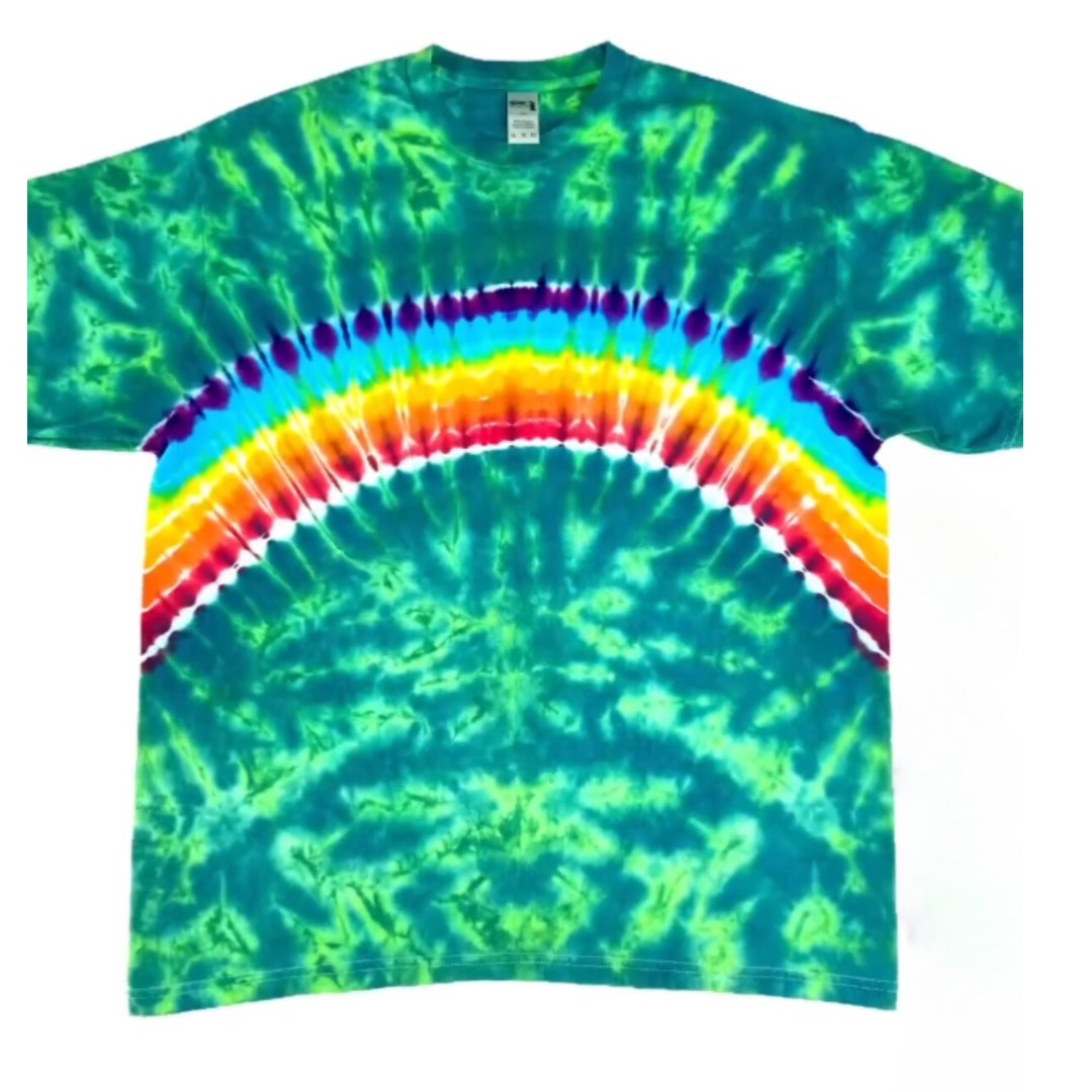 St. Patrick's Day Tie Dye Shirts with Boring Tie Dye!